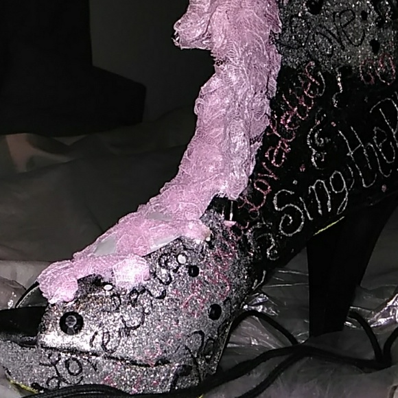 Open toe boots/shoes - Picture 3 of 8